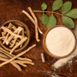 Korzenie ashwagandhy i proszek